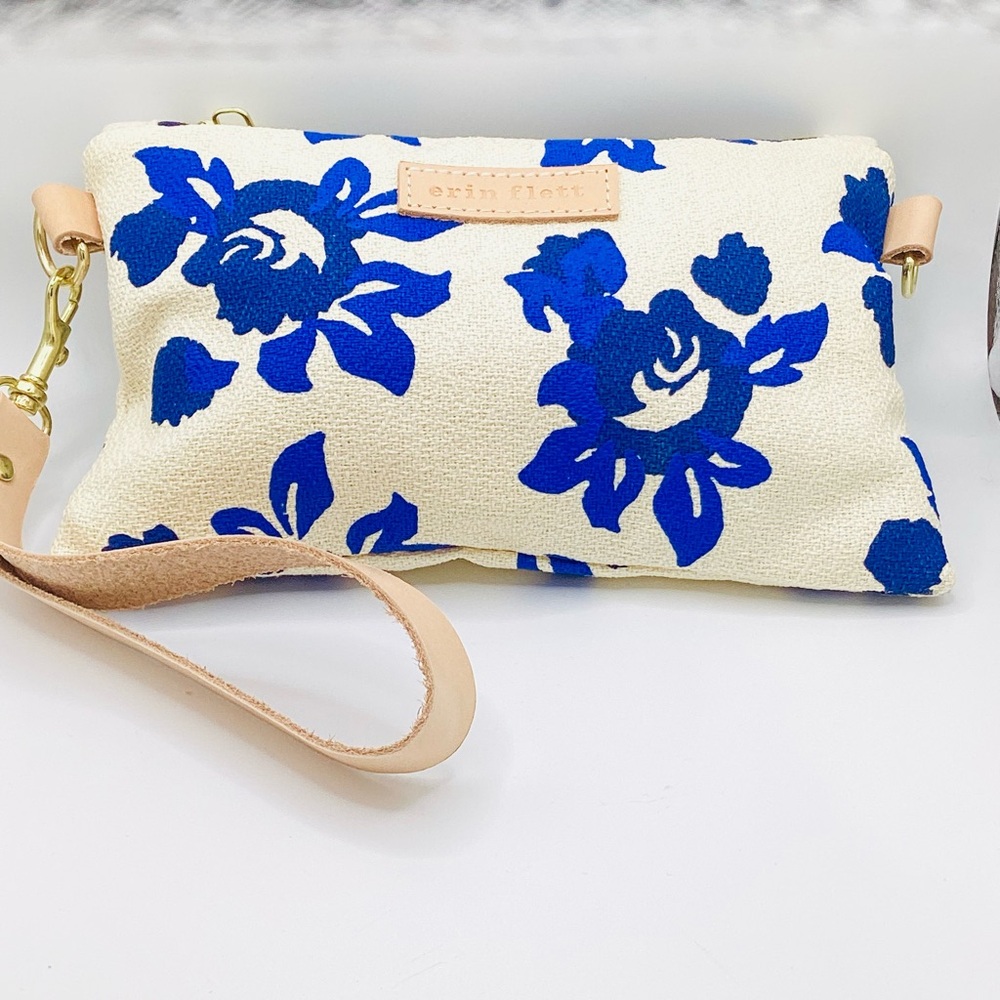 Erin Flett Rodebud Cream and Blue Floral Wristlet